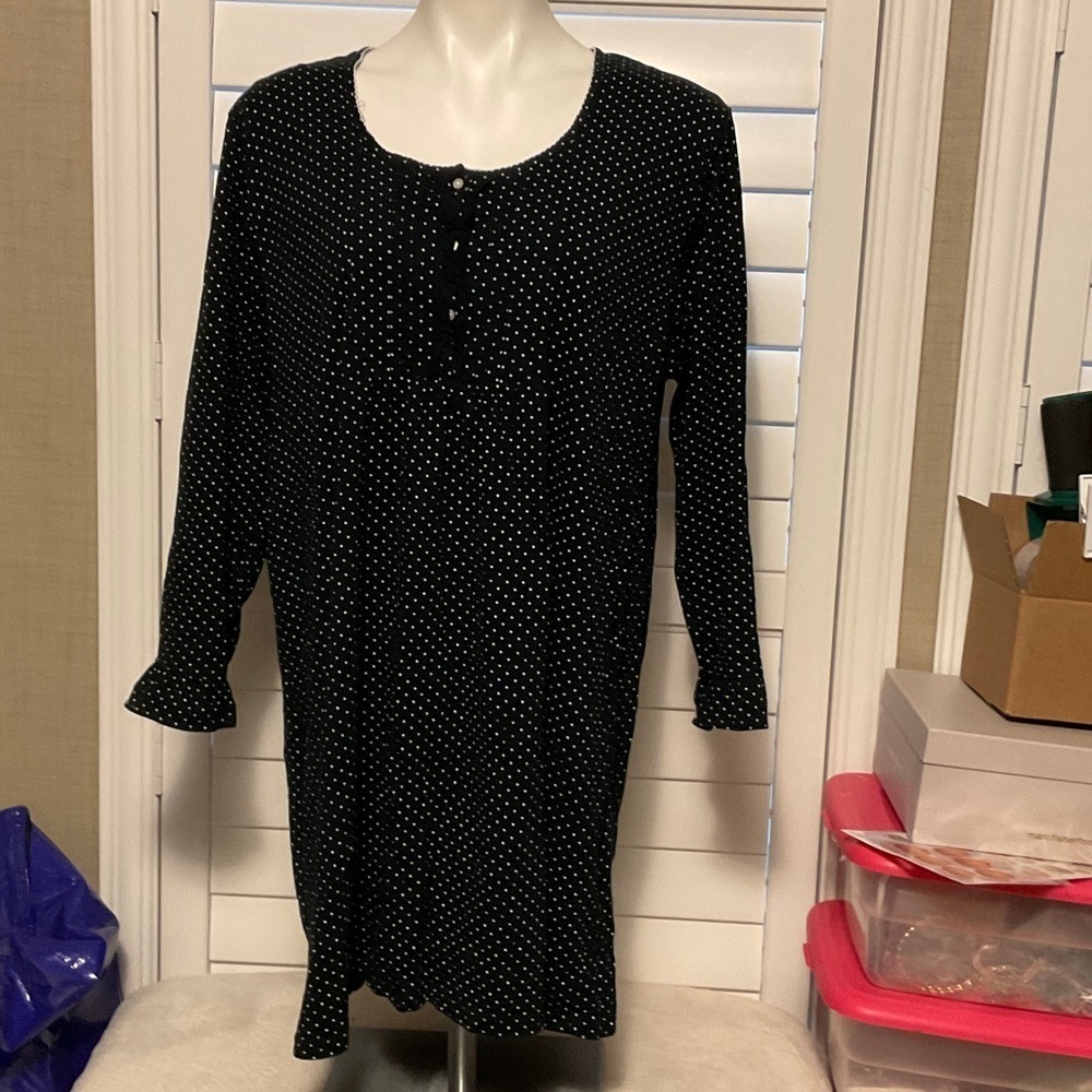 Chaps Black and White Polka Dot Long Sleeve Top